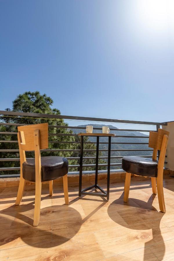 Apartament Pine Maderas By Embrace Kasauli Zewnętrze zdjęcie