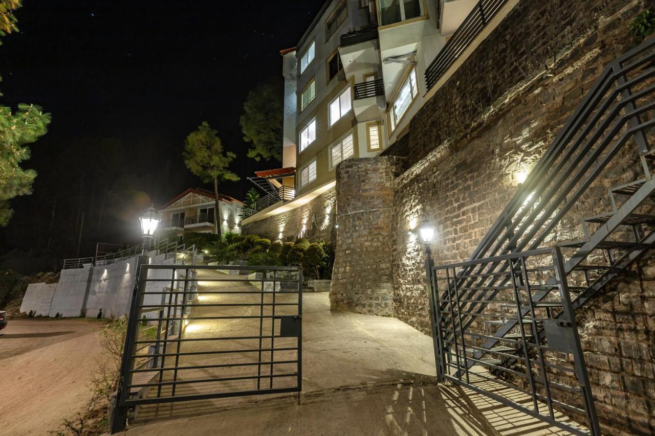 Apartament Pine Maderas By Embrace Kasauli Zewnętrze zdjęcie