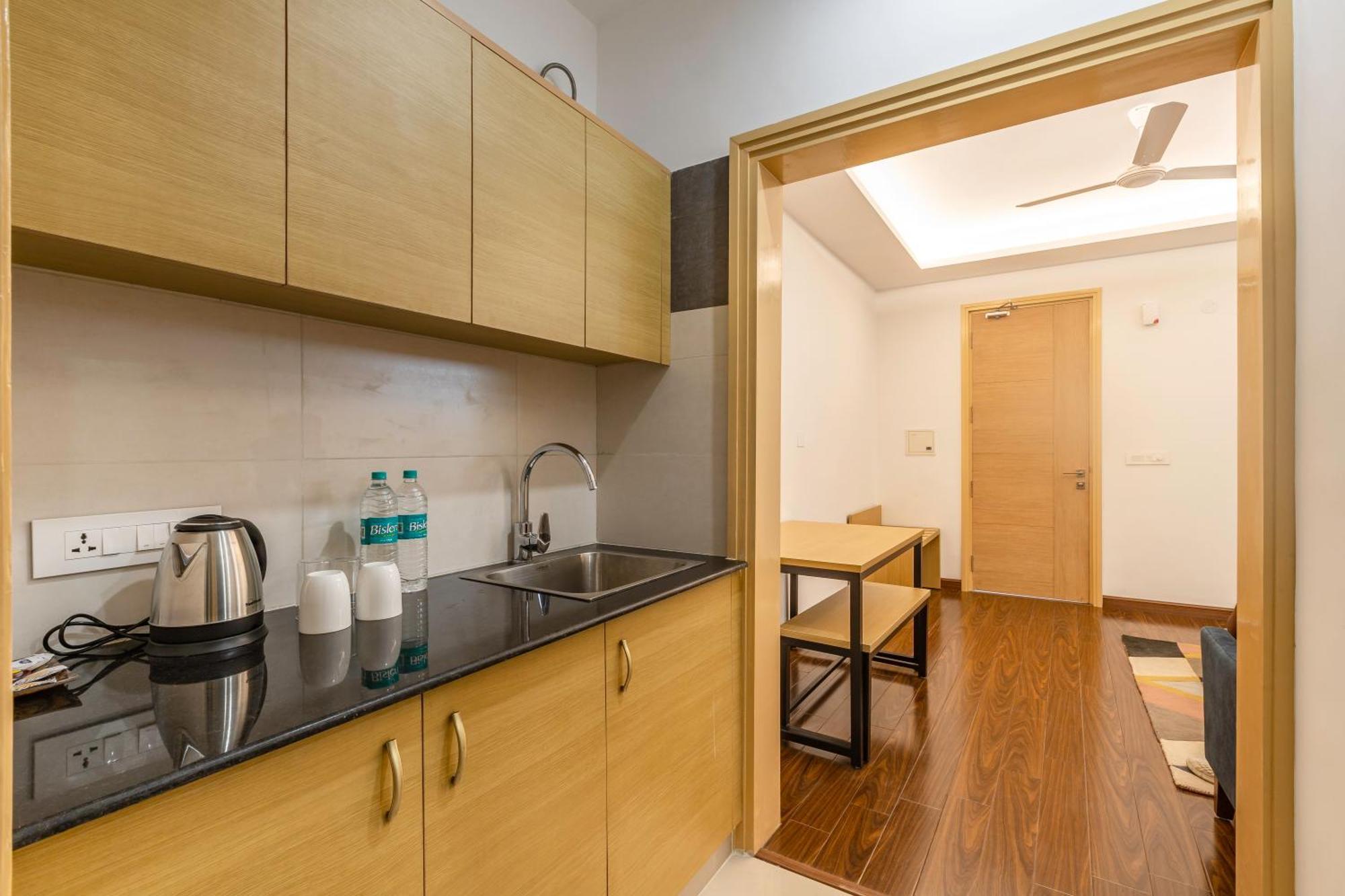 Apartament Pine Maderas By Embrace Kasauli Zewnętrze zdjęcie